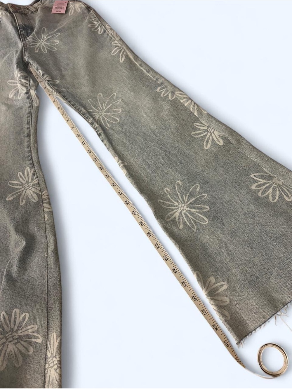 High Waisted Flare Jeans Wild Fable - Picture 6 of 6